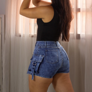 3 faldas short abierta